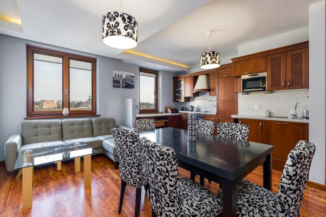 Sleepway Apartments- Szyperska พอซนาน ภายนอก รูปภาพ