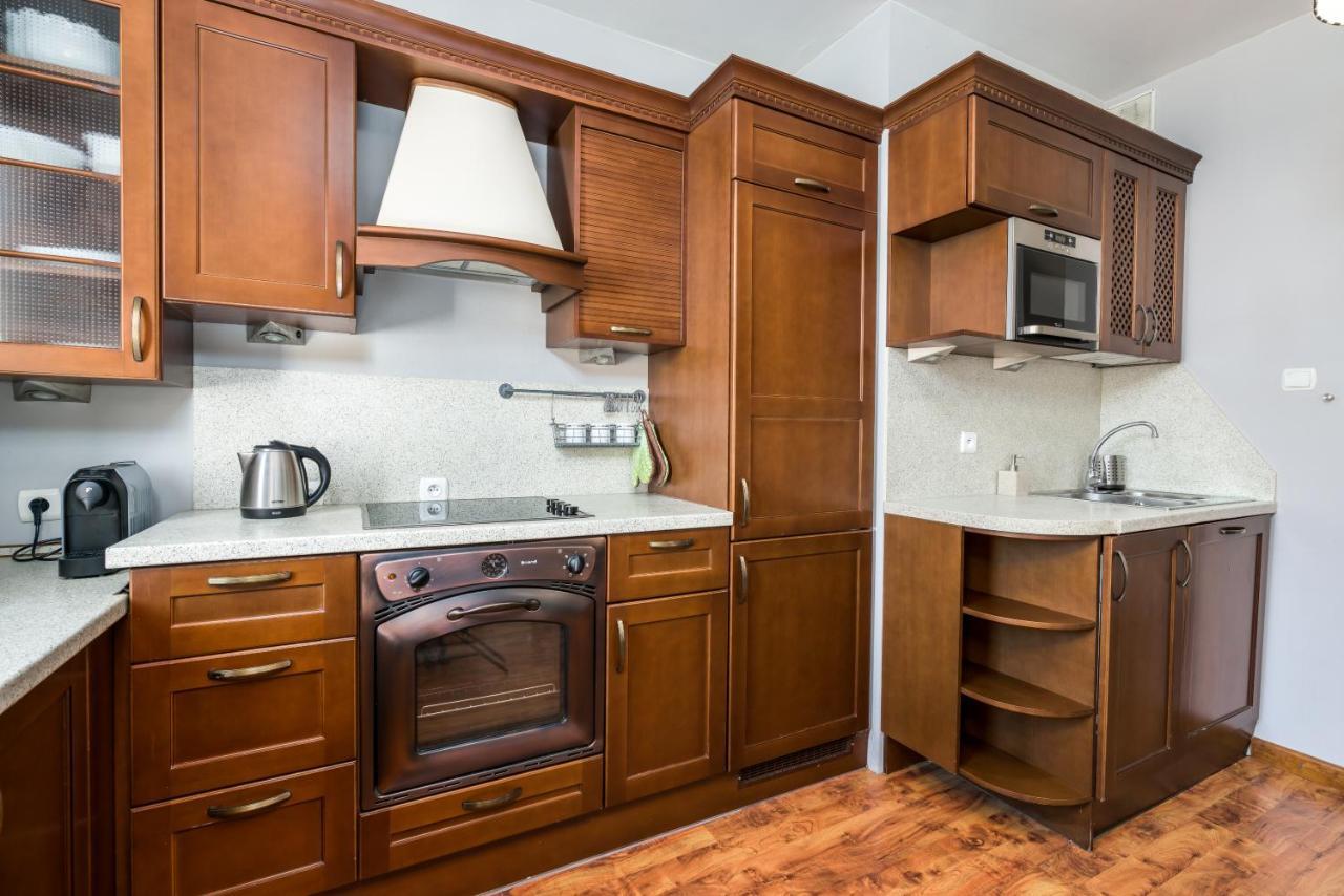 Sleepway Apartments- Szyperska พอซนาน ภายนอก รูปภาพ